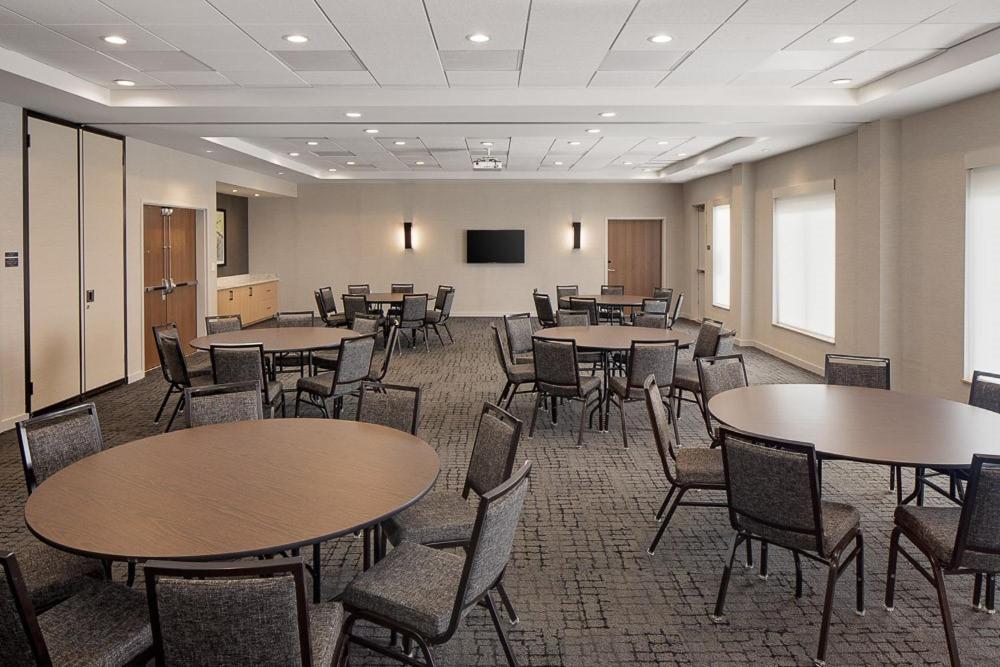 Hyatt Place Murfreesboro Bagian luar foto