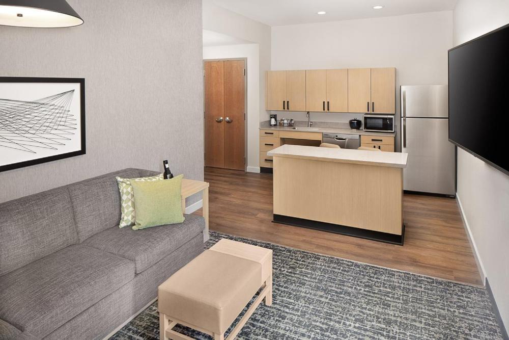 Hyatt Place Murfreesboro Bagian luar foto
