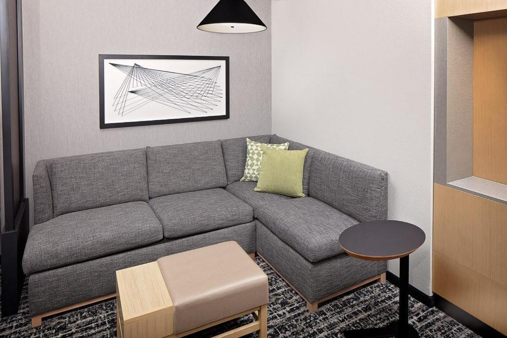 Hyatt Place Murfreesboro Bagian luar foto